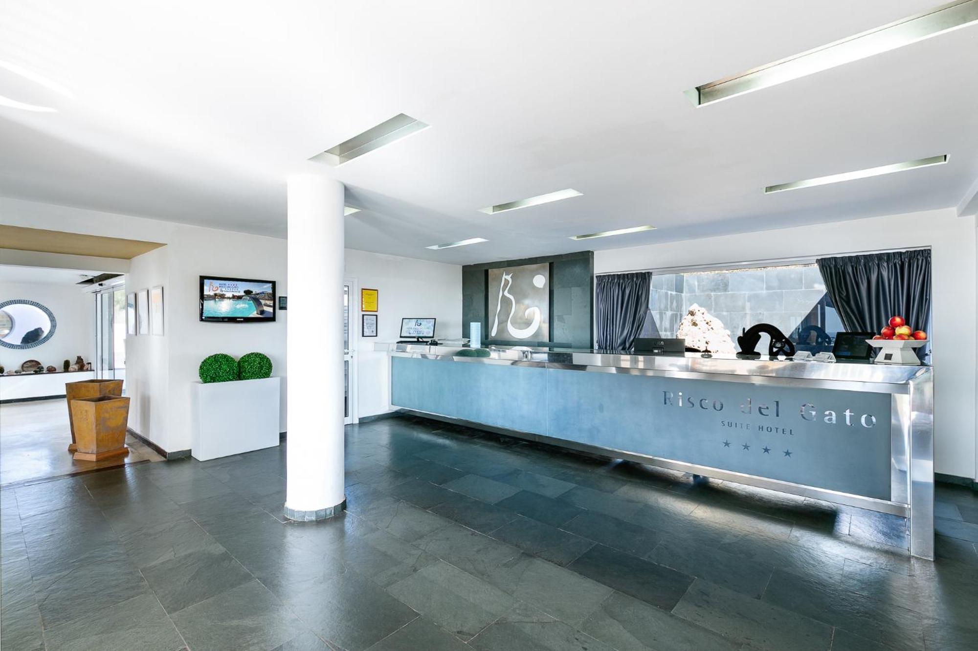 Hotel Livvo Risco Del Gato Suites 코스타카르마 외부 사진